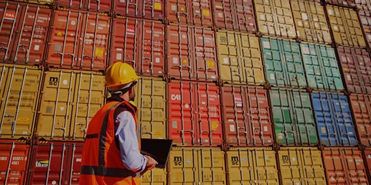 Export-and-import-finance-navigation-teaser.jpg